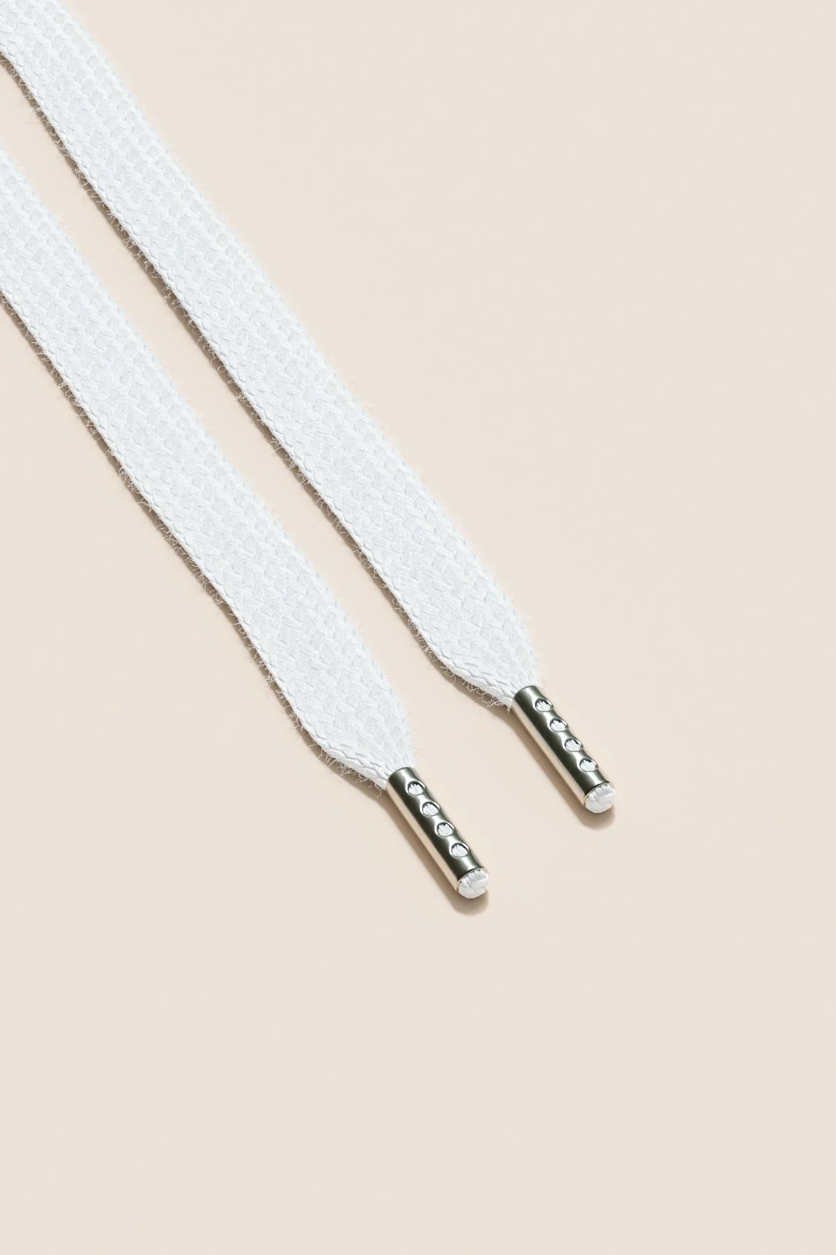 Magnanni Romero II - White