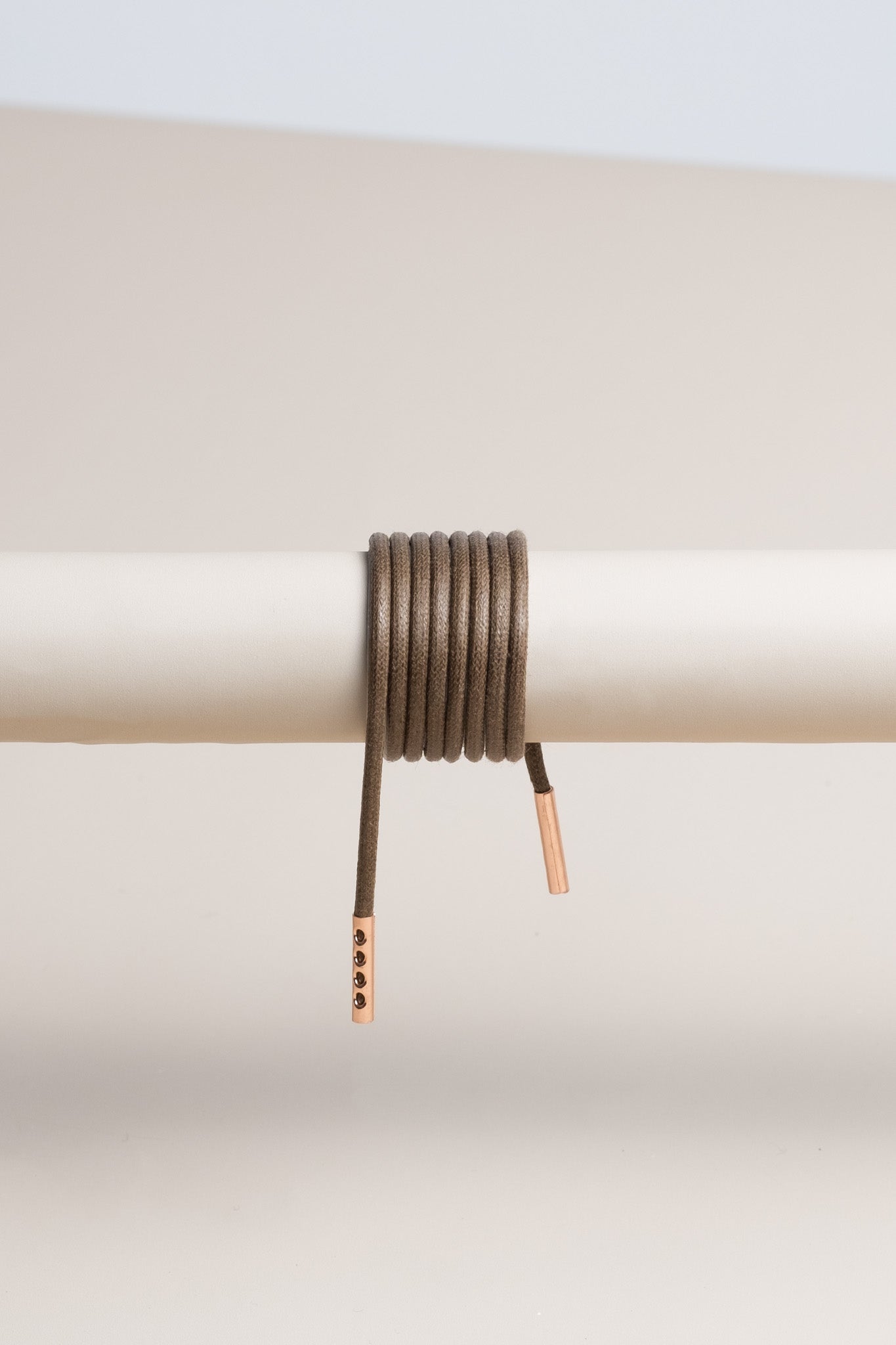 Light Brown - Round Waxed Shoelaces | Senkels