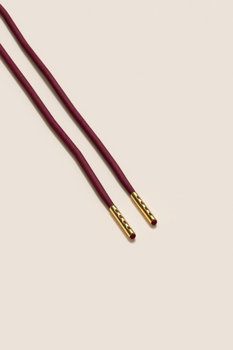 Senkels Bordeaux 2.5mm Round Waxed Shoelaces with Gold Aglets