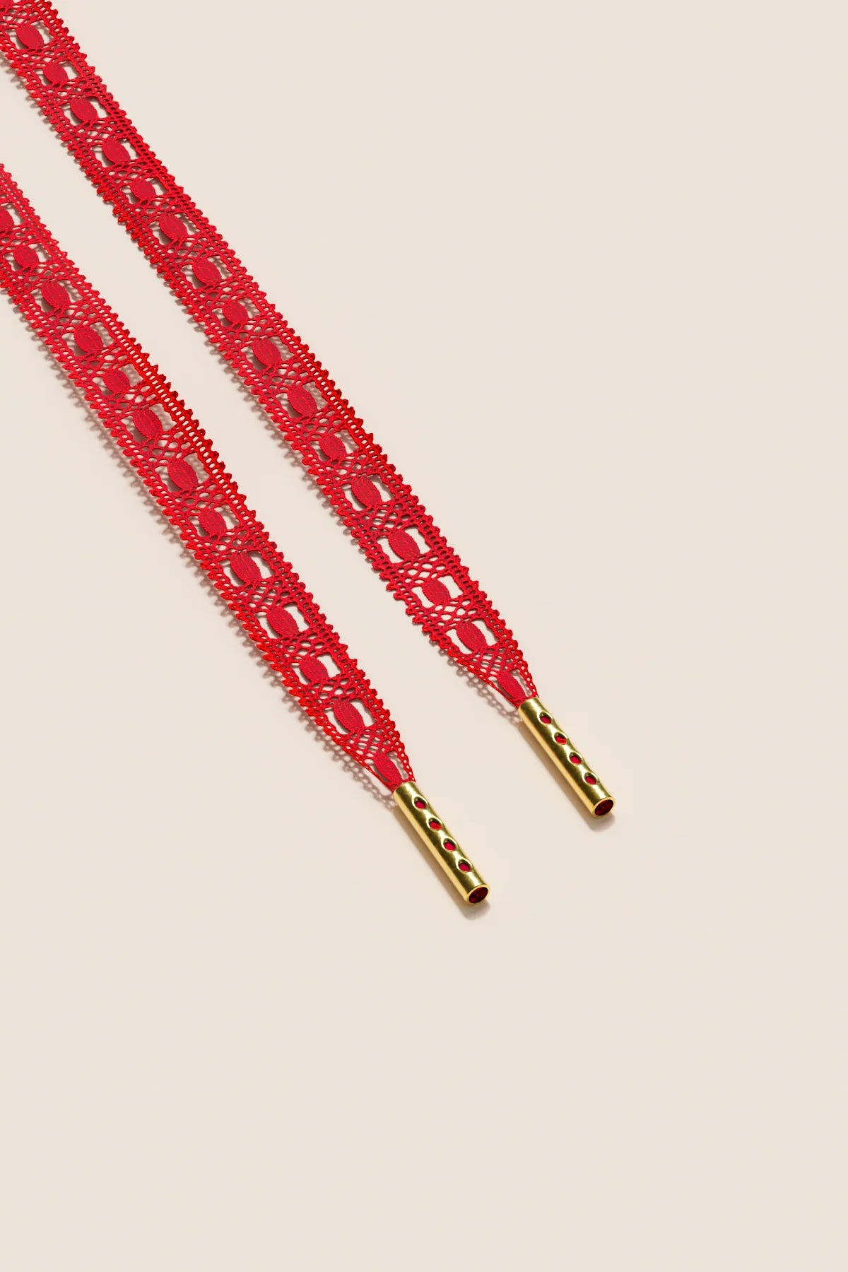 Senkels Pomegranate Crochet Shoelaces with Gold Aglets